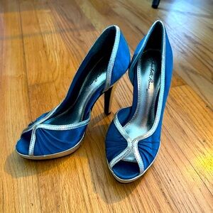 Beautiful vintage inspired heels